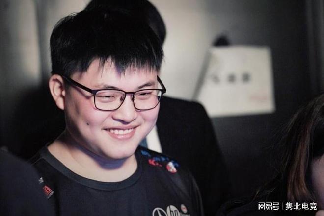 是两支球队 是两支球队